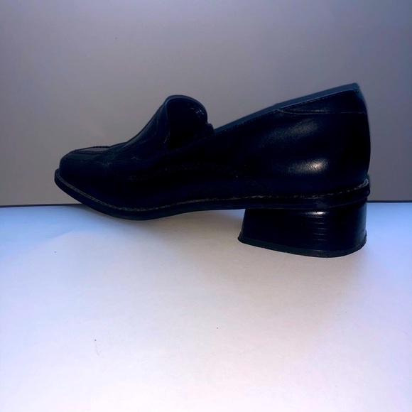 Women’s Italien Leather 90’s style Shoes - Picture 7 of 12